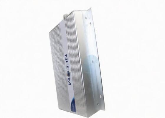 comprar impulsionador interno para telefones celulares, a instalação conveniente do sinal 2W do impulsionador do sinal da pilha online manufacture
